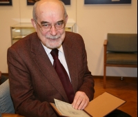 Mūžībā devies medicīnas vēsturnieks profesors Arnis Vīksna